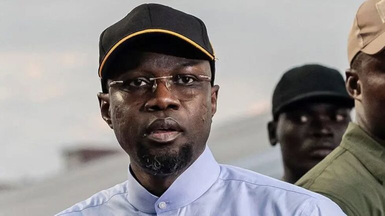 Senegal President Faye to Hold Referendum on Constitutional Reform Limiting Presidential Powers