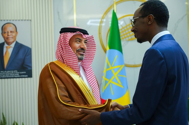 Ethiopian Foreign Minister Gedion Timothewos met Saudi Ambassador Abdullah bin Hassan Al Zahrani in Addis Ababa