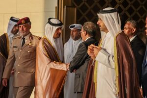 Somalian President received by Qatar's Amir in Doha, Offers Condolences Over Late Father Amir's Death. 10 HH The Amir Receives President of Somalia