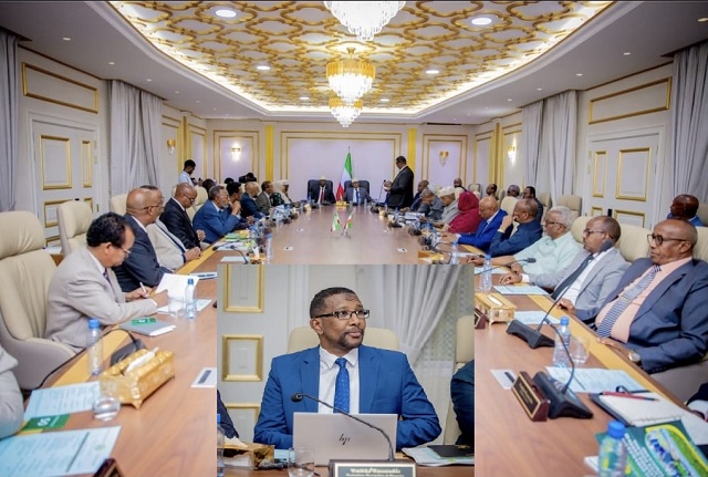 Minister of Information Culture and National Guidance Barkhad Jama Hersi Batuun