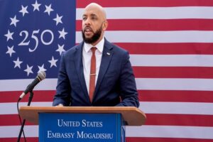 President Hassan Sheikh Attends U.S. Embassy Independence Day Event Amid U.S. Decision to End UNSOS Support. 13 U.S. Charge dAffaires Justin Davis highlighted the enduring partnership between the United States and Somalia